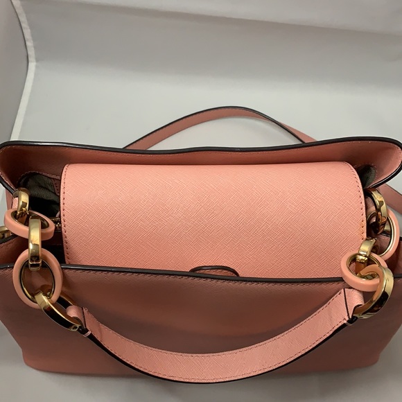 Michael Kors Bag SOLD - Picture 4 of 11